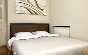 Modern And Classic Apart. Central Location